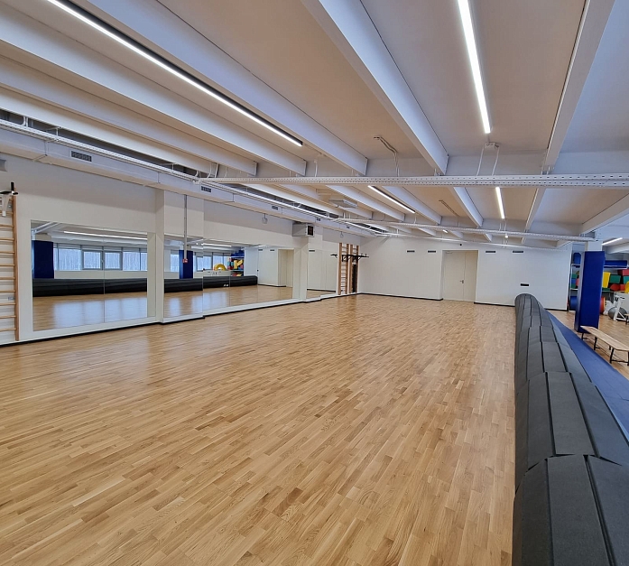 Multifunctional sports hall